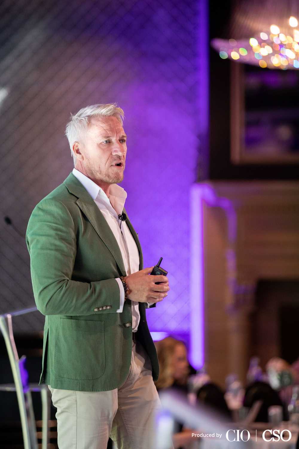 Darren Argyle presenting corporate exit strategies at IDC CIO50 Awards